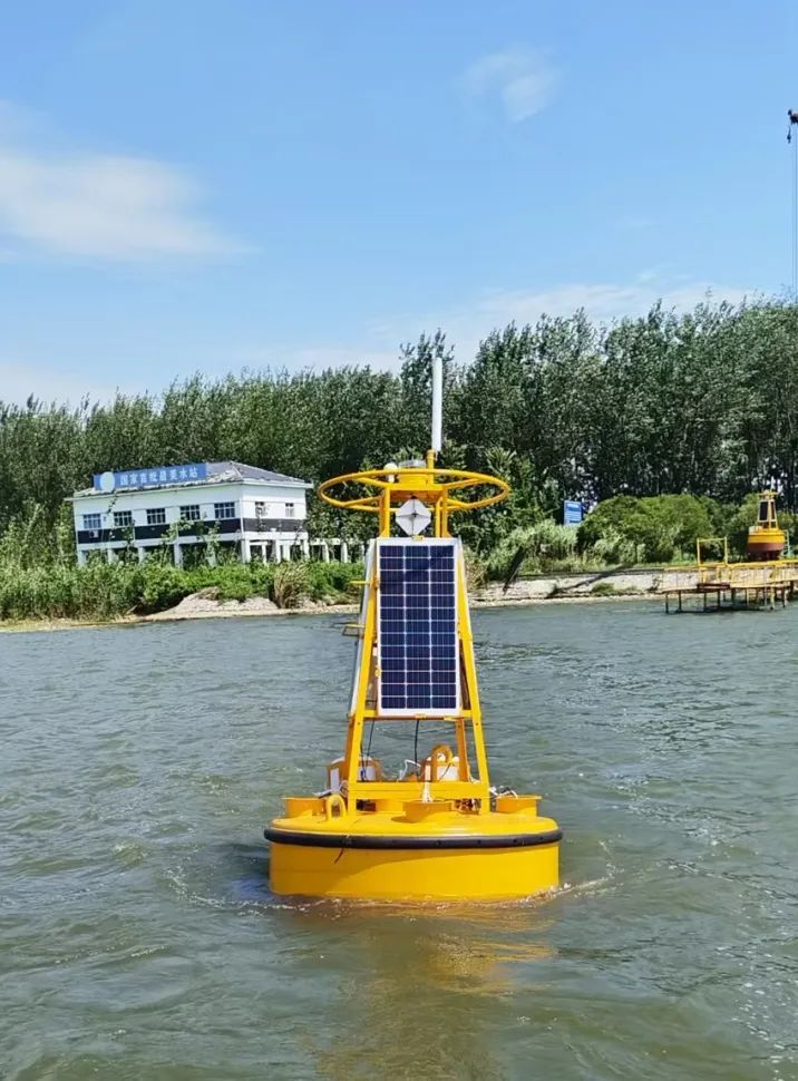 在现场：泽铭科技助力骆马湖综合治理，烈日中守卫蓝藻防线(图2)