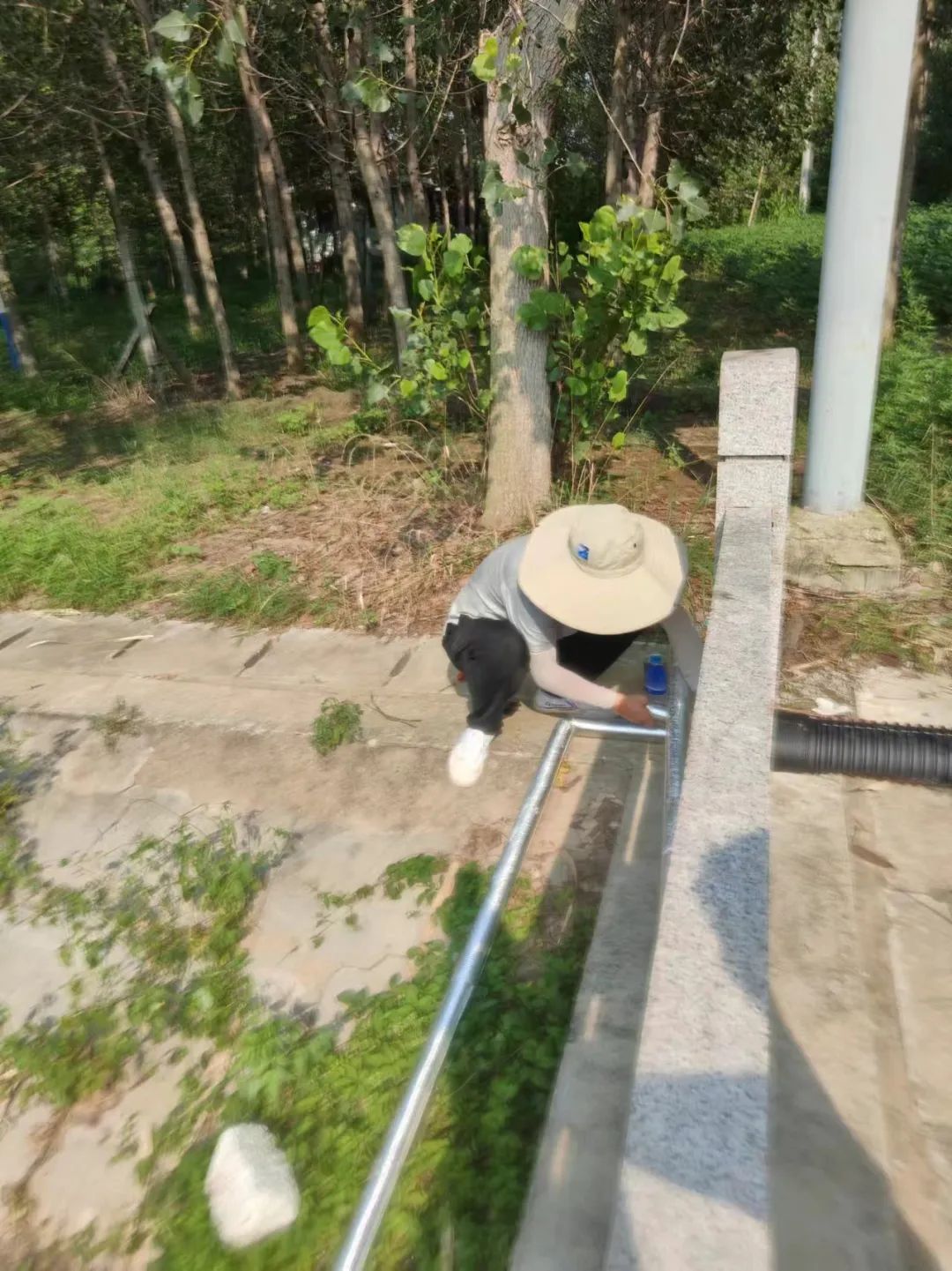 在现场：泽铭科技助力骆马湖综合治理，烈日中守卫蓝藻防线(图5)
