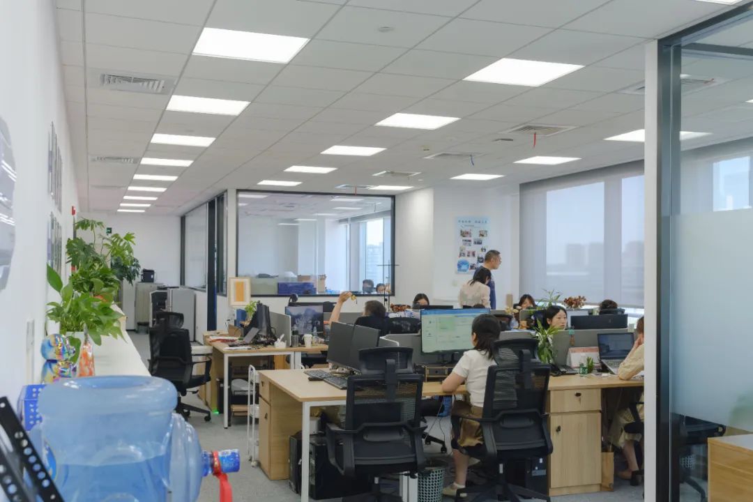 【乔迁之喜】新家已就位，诚邀合作伙伴的莅临！(图2)